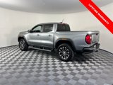 Used 2024 GMC Canyon Denali image 6
