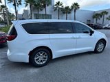 New 2025 Chrysler Pacifica Select image 2