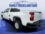 Used 2023 Chevrolet Silverado 3500 LT image 3