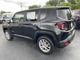 Used 2023 Jeep Renegade Latitude image 4