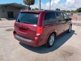 Used 2019 Dodge Grand Caravan SXT image 4