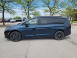 New 2025 Chrysler Pacifica Select image 3