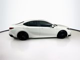 Used 2025 Toyota Camry SE image 4
