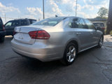 Used 2012 Volkswagen Passat 2.5 SE image 5