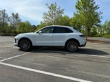 Certified 2024 Porsche Macan image 2