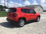 Used 2019 Jeep Renegade Latitude w/ Cold Weather Group image 3
