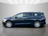 New 2025 Chrysler Pacifica Select image 2