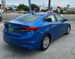 Used 2017 Hyundai Elantra SE image 5