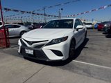 Used 2018 Toyota Camry SE image 2