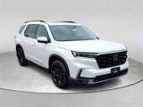 New 2025 Honda Pilot Touring image 2