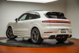 Certified 2025 Porsche Cayenne image 3