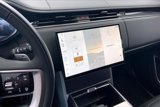 New 2025 Land Rover Range Rover Long Wheelbase SE image 4