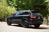 Used 2019 Jeep Grand Cherokee Laredo image 3