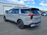 New 2025 Kia Carnival EX image 4