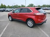 Used 2024 Ford Edge SEL w/ Convenience Package image 4