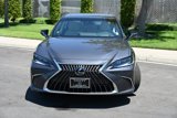 New 2025 Lexus ES 300h w/ Luxury Package image 2