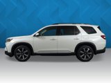 New 2025 Honda Pilot Touring image 2