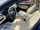 Used 2018 BMW 320i xDrive Sedan w/ Premium Package image 4