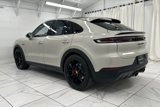 Used 2024 Porsche Cayenne Turbo image 3