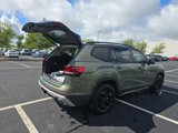New 2026 Volkswagen Atlas Peak Edition image 2
