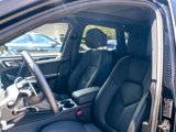 Certified 2024 Porsche Macan image 5