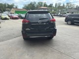 Used 2017 Nissan Rogue SV w/ SV Premium Package image 6