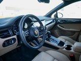 Certified 2025 Porsche Macan image 4