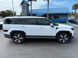 Used 2024 Hyundai Santa Fe Limited image 4