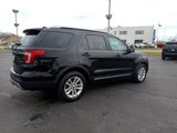 Used 2016 Ford Explorer XLT w/ Equipment Group 202A image 5