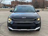 Used 2024 Kia Niro LX image 2