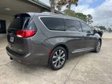 Used 2019 Chrysler Pacifica Limited w/ Tire & Wheel Group image 5