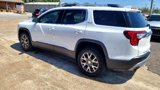 Used 2020 GMC Acadia SLE w/ Driver Convenience Package image 3