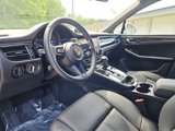 Used 2024 Porsche Macan image 4