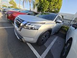 New 2025 Nissan Pathfinder Platinum image 5