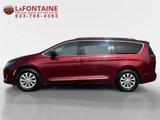 Used 2017 Chrysler Pacifica Touring-L image 4