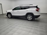 Used 2022 GMC Terrain SLE w/ Driver Convenience Package image 3