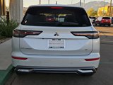New 2025 Mitsubishi Outlander SE image 3