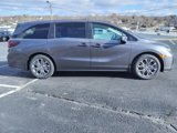New 2025 Honda Odyssey Touring image 4