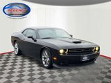 Used 2022 Dodge Challenger GT image 2