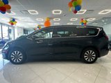 Used 2024 Chrysler Pacifica Select image 5