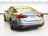 Used 2020 Nissan Altima 2.5 SV image 6