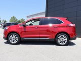 Used 2024 Ford Edge Titanium image 2