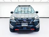 Used 2025 Nissan Rogue SV image 2