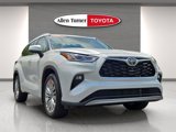 Used 2024 Toyota Highlander Platinum image 2