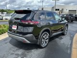 Used 2023 Nissan Rogue SV image 5