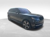Used 2023 Land Rover Range Rover Long Wheelbase SE image 3