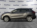 Used 2022 Nissan Rogue Sport SV image 2