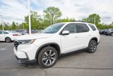New 2025 Honda Pilot Touring image 3