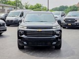 Used 2025 Chevrolet Traverse High Country image 4