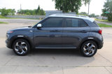 Used 2022 Hyundai Venue Limited image 3
